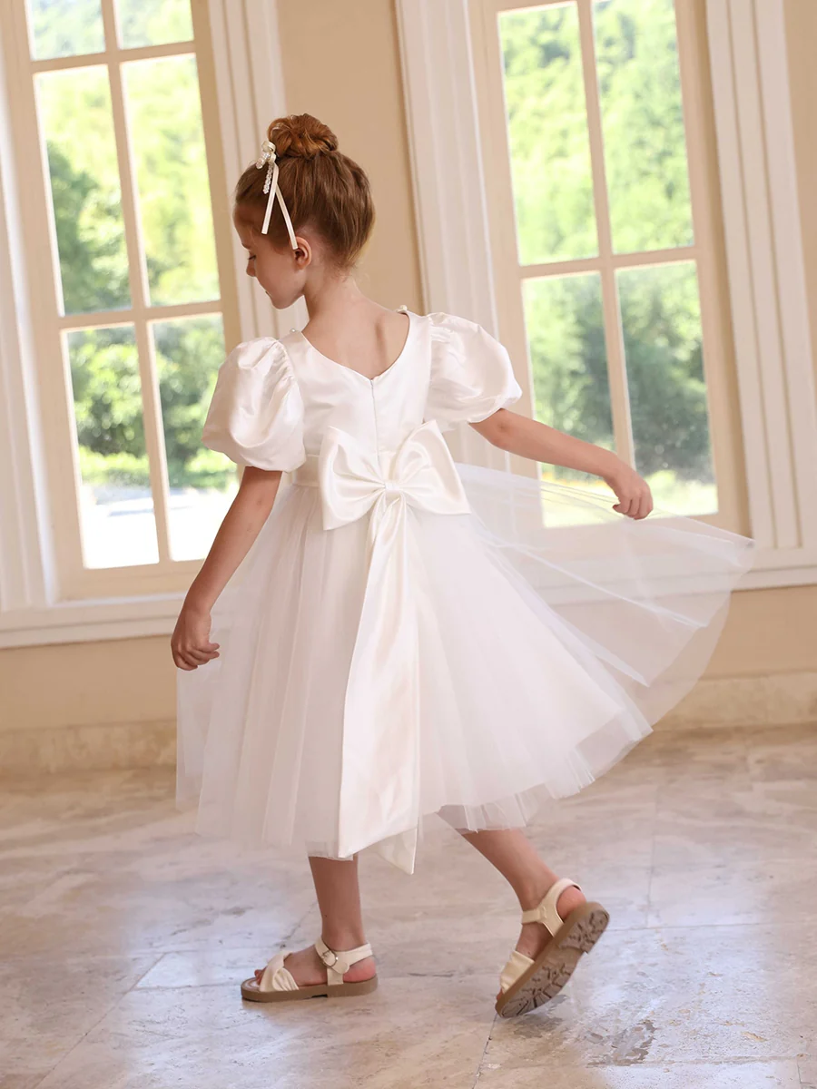 A-Line/Princess Crew Neck Puff Sleeves Flower Girl Dresses with Pearls - Image 2