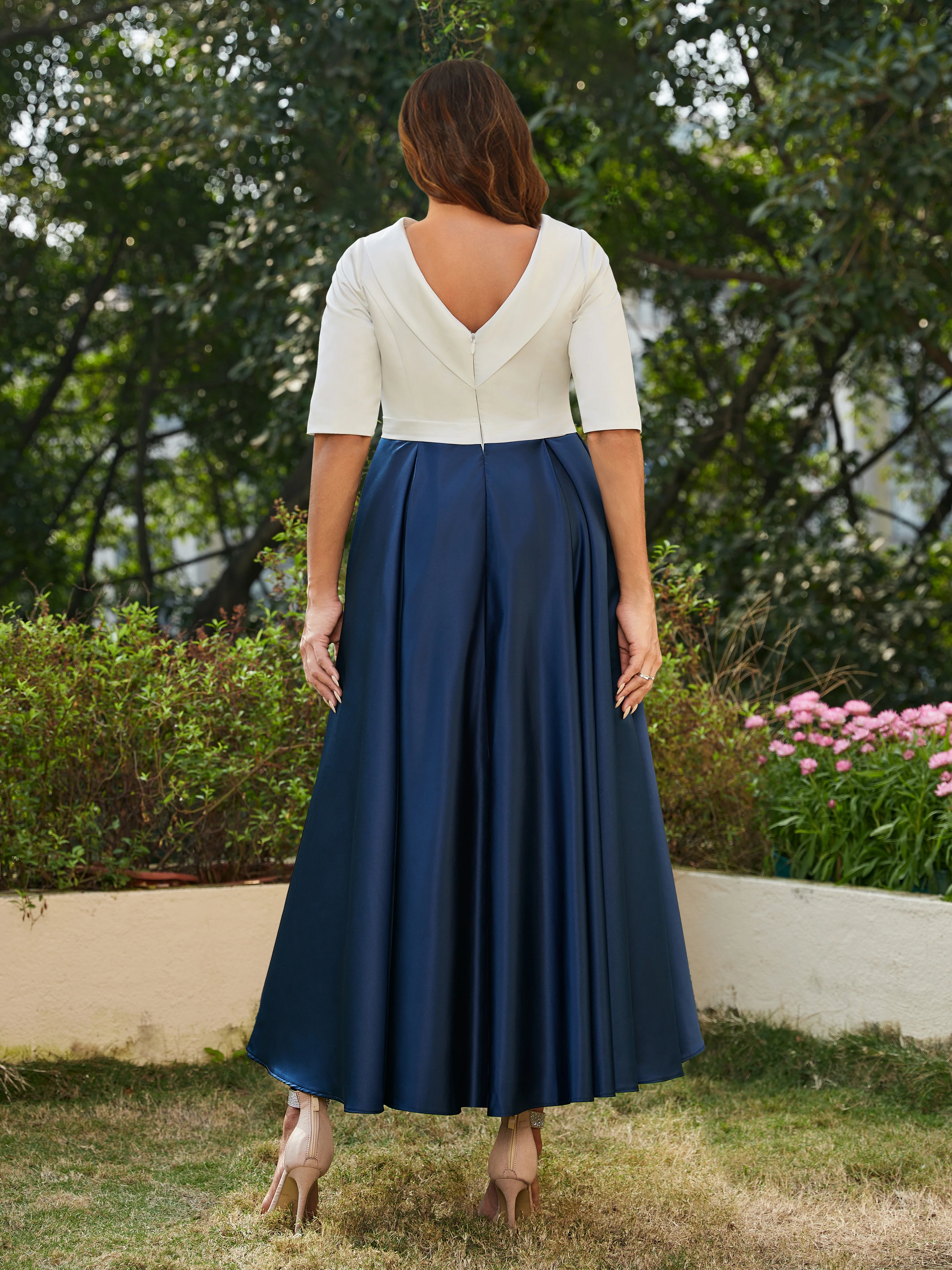 A-Line/Princess High Neck Half Sleeves Long Plus Size Evening Dresses with Rhinestones - Image 2