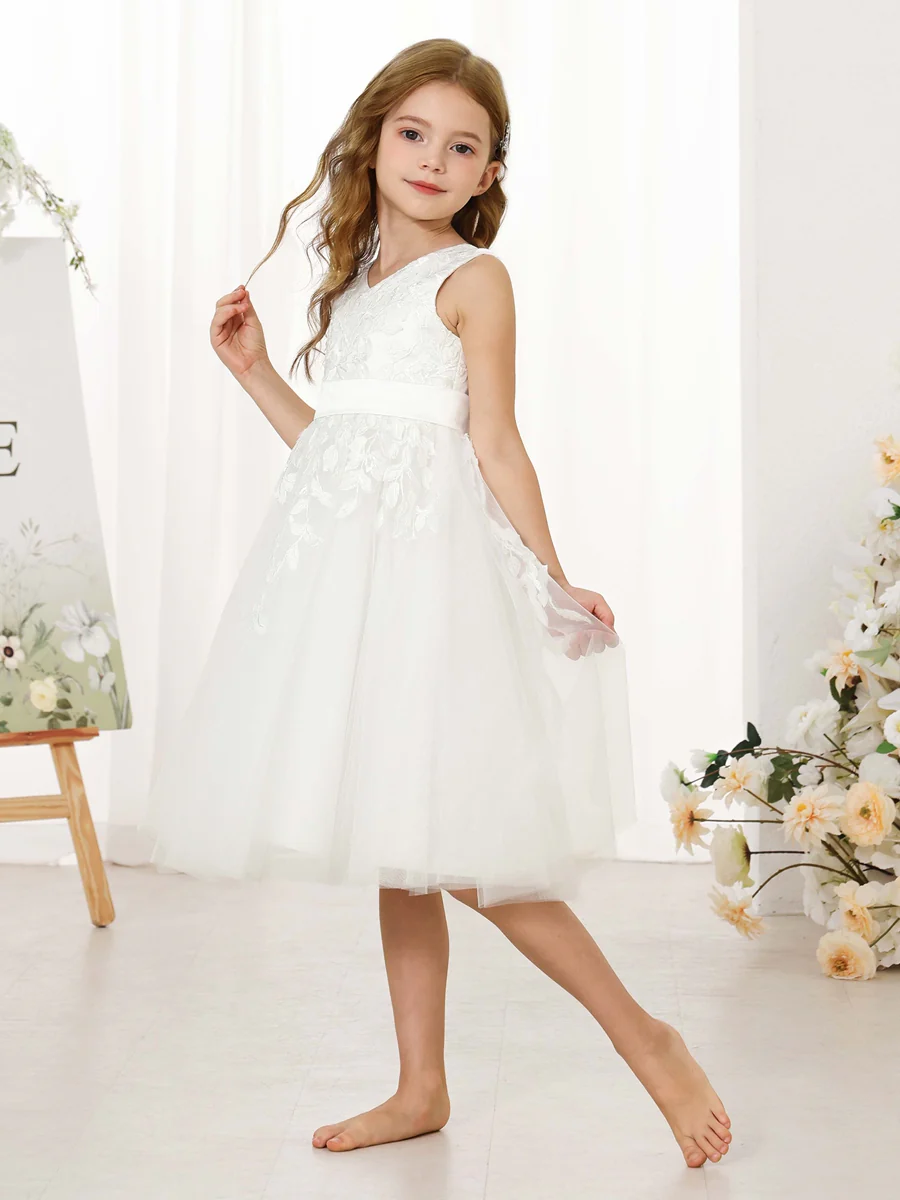 A-Line/Princess Lace Sleeveless V-Neck Knee-Length Flower Girl Dresses - Image 7