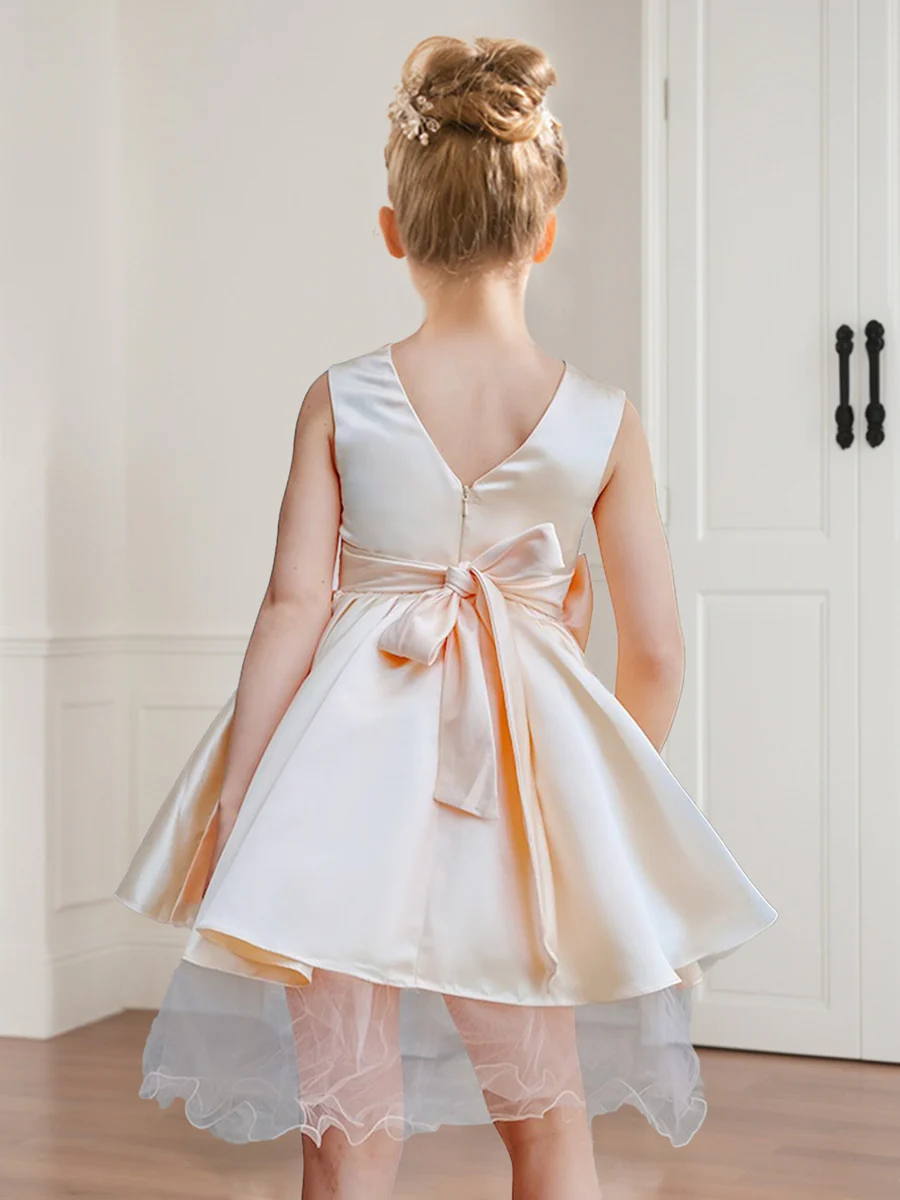 A-Line/Princess Scoop Neck Satin Short Flower Girl Dresses with Bow - Image 2