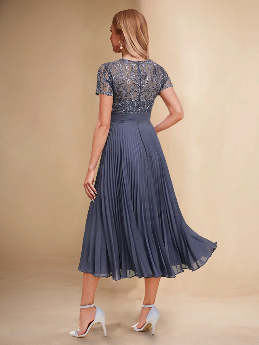A-Line/Princess Scoop Short Sleeves Pleated Mother of the Bride Dresses with Appliques - Image 2