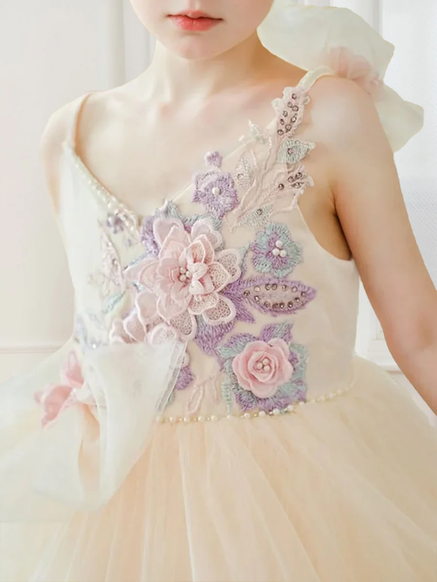 A-Line/Princess Straps V-Neck Tulle Flower Girl Dresses with Embroidery Floral - Image 3