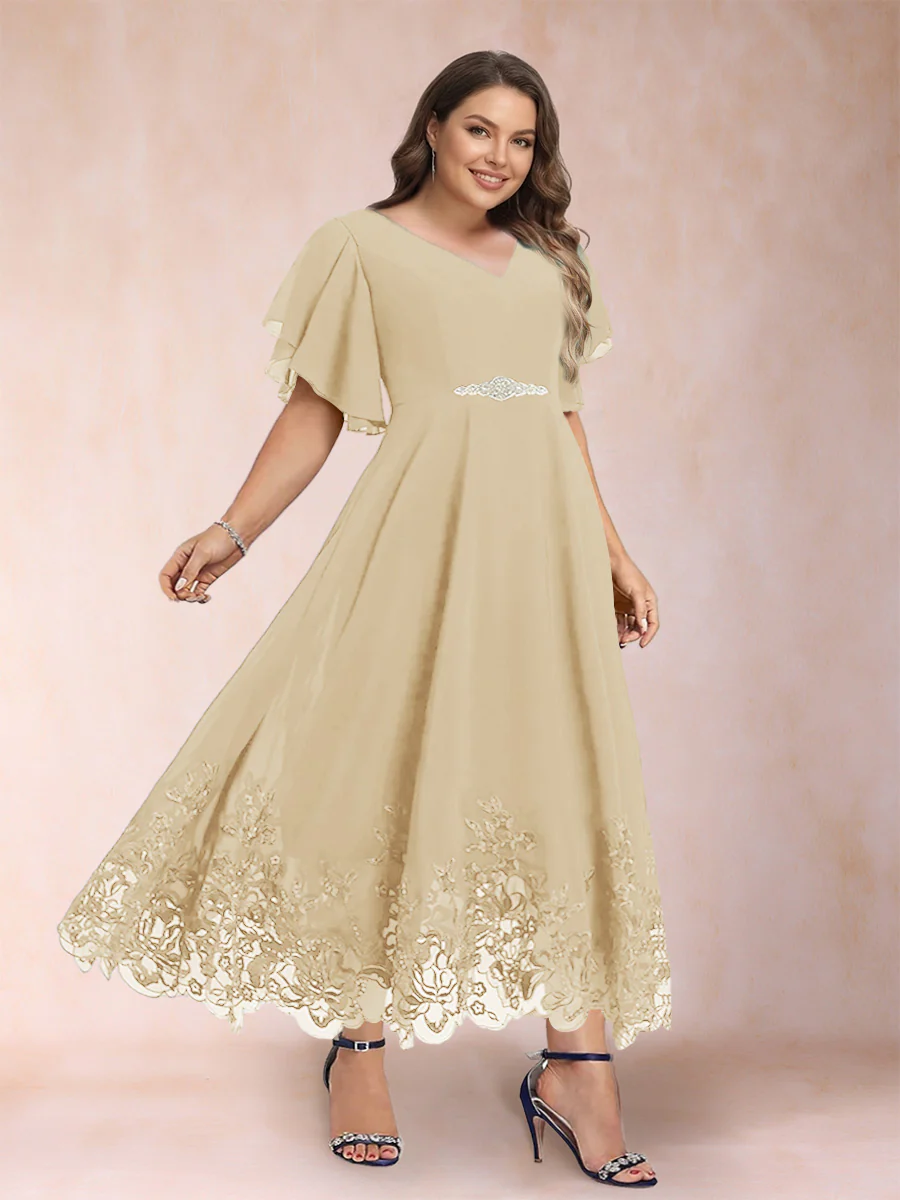 A-Line/Princess V-Neck Half Sleeves Plus Size Mother of the Bride Dresses with Applique - Image 10