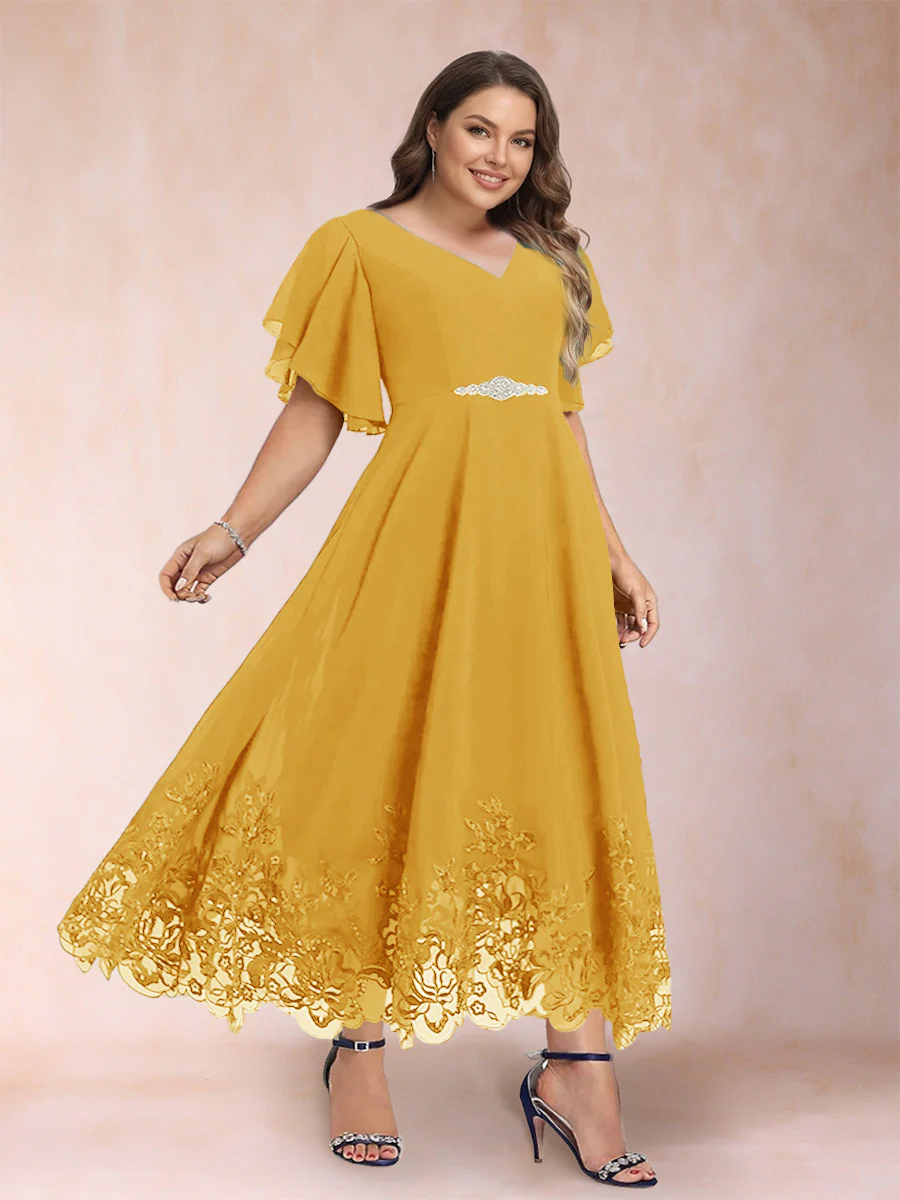 A-Line/Princess V-Neck Half Sleeves Plus Size Mother of the Bride Dresses with Applique - Image 42