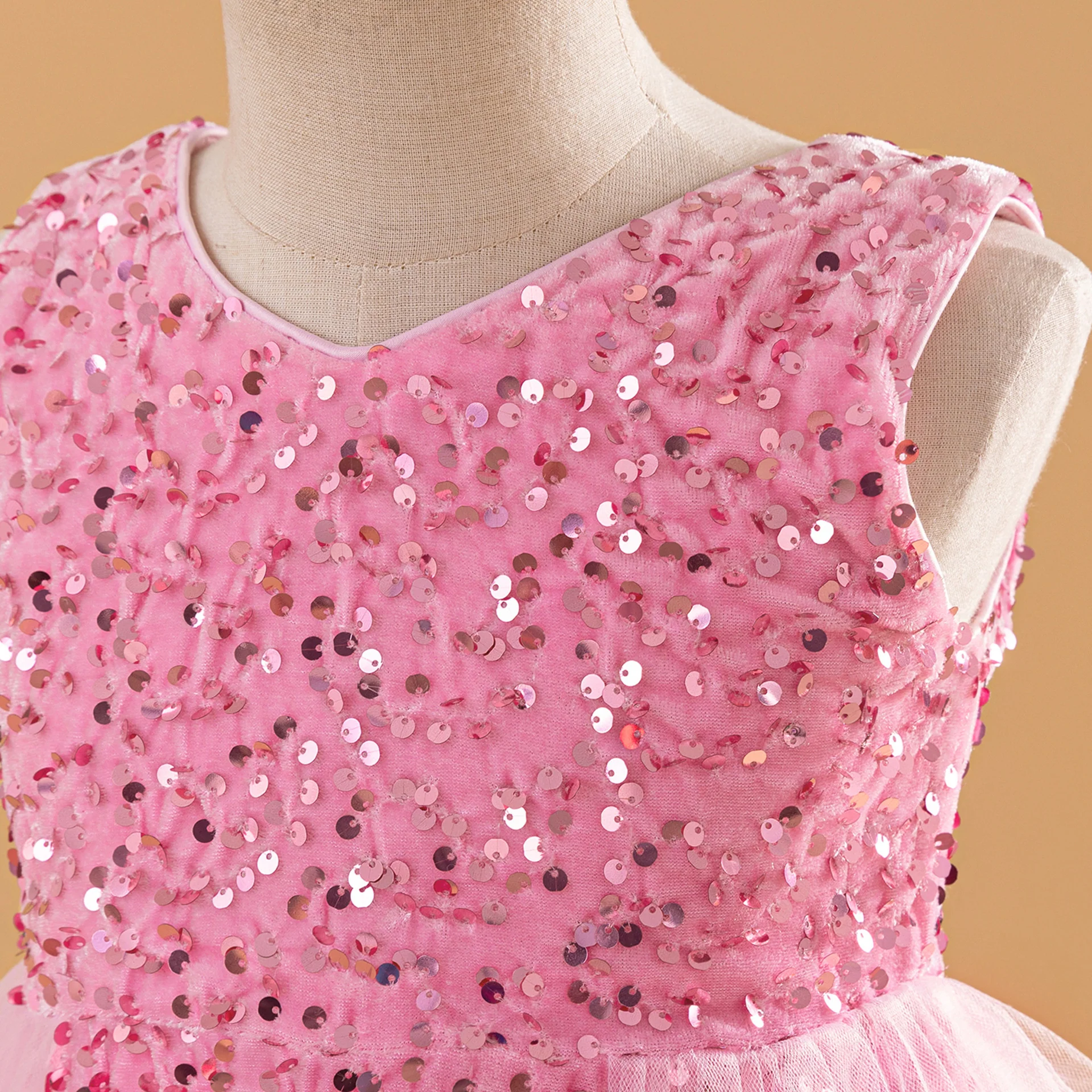 Ball Gown V-Neck Sleeveless Flower Girl Dresses with Pleats - Image 3