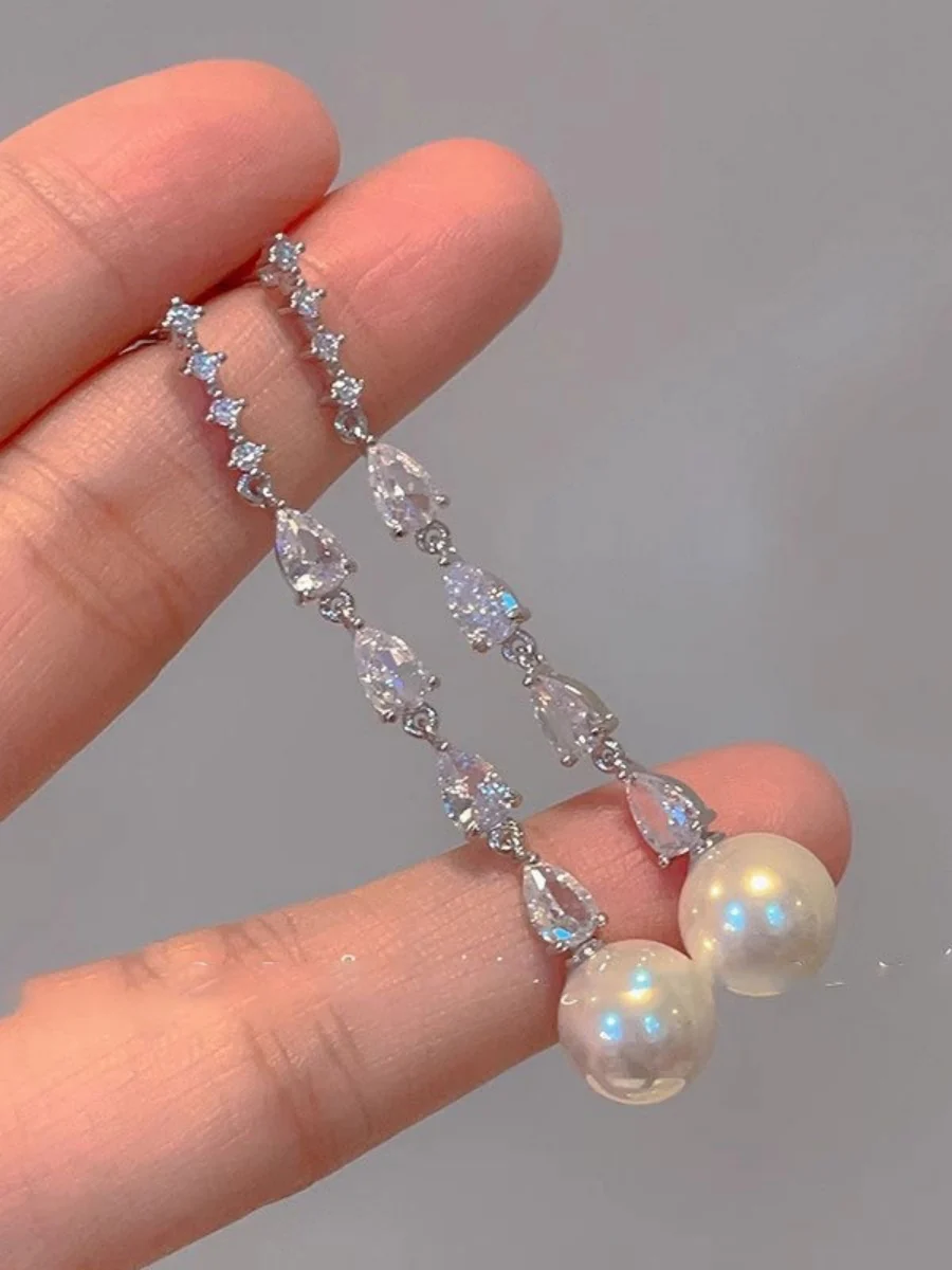Luxurious Zirconia and Pearl Drop Earrings for Women - Image 6