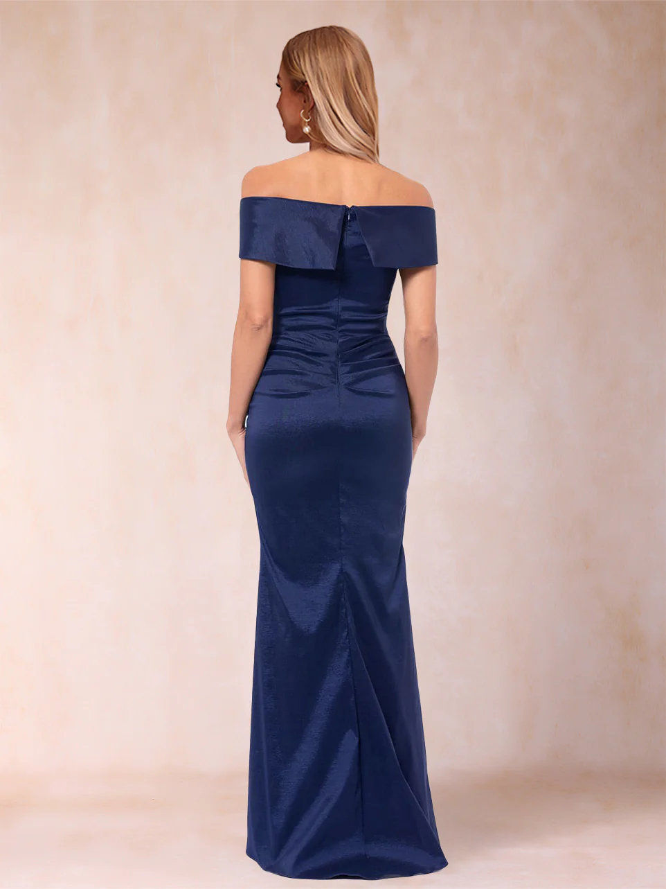 Trumpet/Mermaid Off-the-Shoulder Sleeveless Mother of the Bride Dresses With Ruffles - Image 2