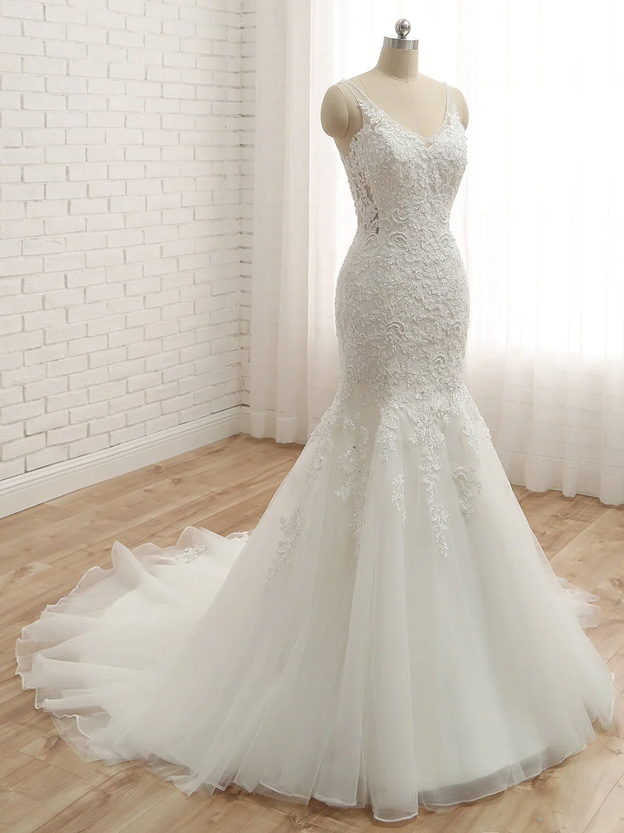 Trumpet/Mermaid V-Neck Sleeveless Applique With Beading Tulle Court Train Wedding Dresses - Image 3