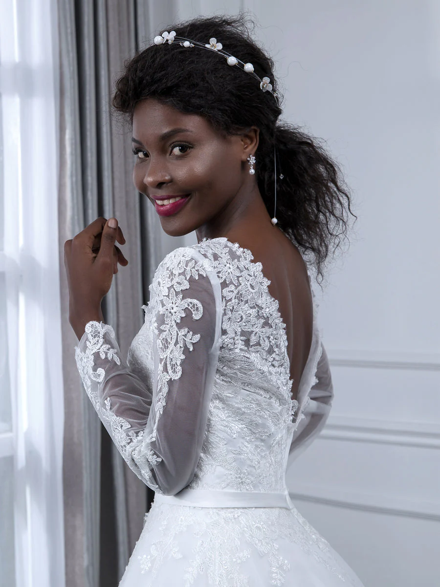 V-Neck Long Sleeves Tulle Ball Gown Wedding Dresses with Appliques - Image 7